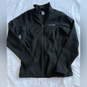 Columbia Women’s Black Softshell Jacket